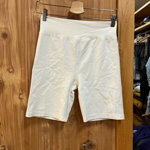 NWT Jungmaven White biker short, size L